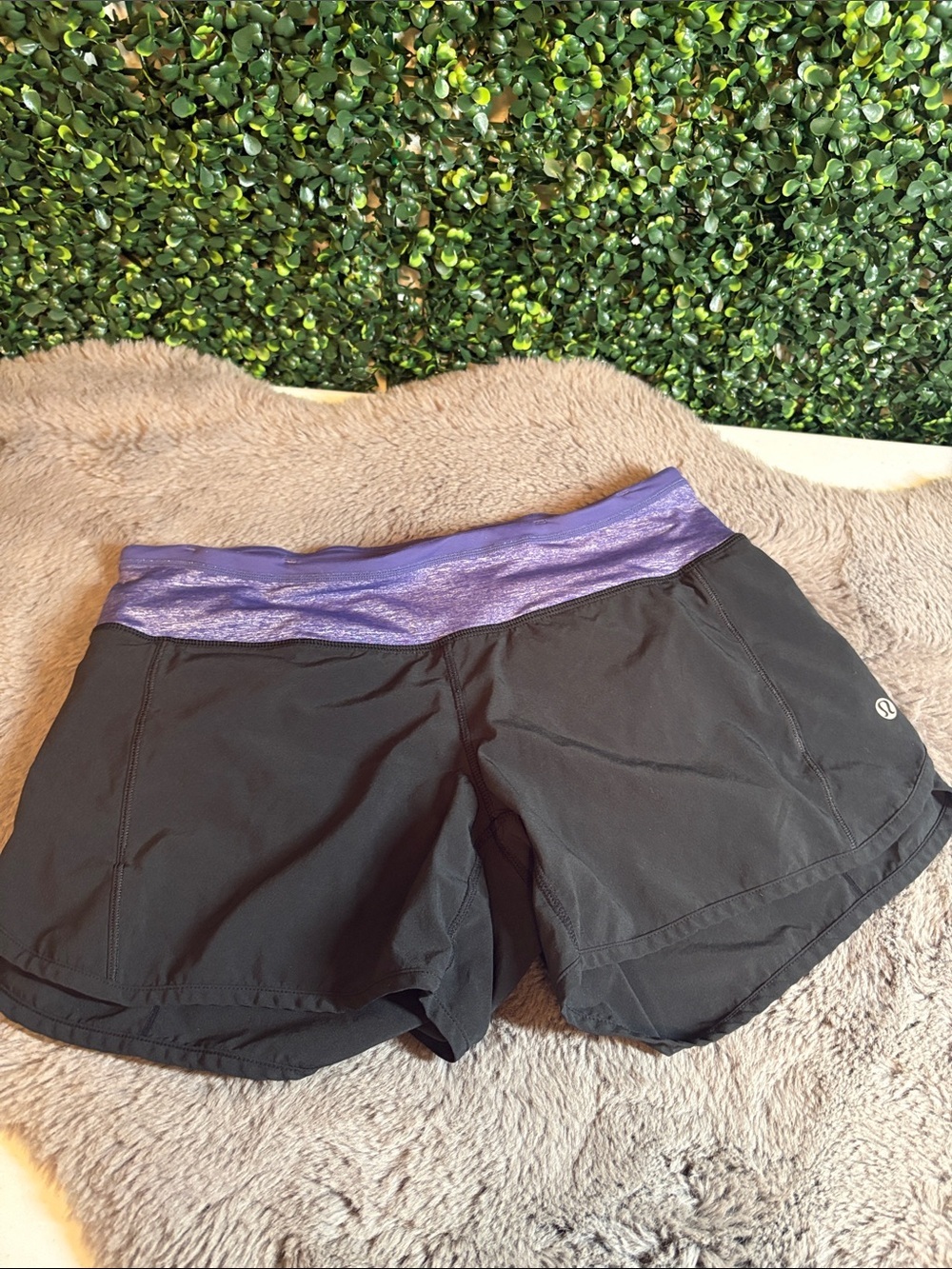 lululemon athletica Black Athletic Shorts with Purple Waistband Accent size 4